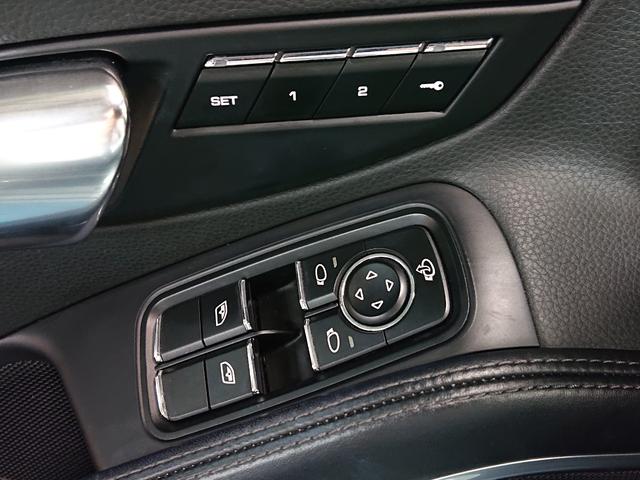 ９１１ ９１１カレラＳ　ＢＯＳＥ／フロントアスクル／左ハンドル／１４Ｗａｙパワーシート／パークセンサー付きバックカメラ／オートエアコン／電動格納式ドアミラー／シートヒーター／アゲートグレーメタリック／ブラックレザーシート（22枚目）