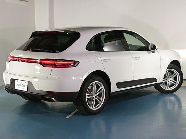 PORSCHE MACAN MACAN