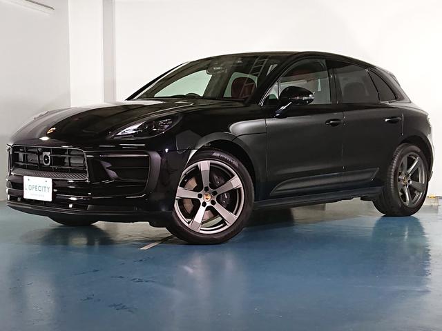 マカン マカン スポクロ/スポエグ/エアサス/赤革/20インチAW/14way電動シート/PDLS+付ティンテッドLED/ヘッドレストポルシェクレスト/レーンキーピング/ヒーター付ステアリング/カラークレストキャップ(2枚目)