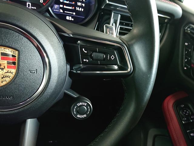 マカン マカン スポクロ/スポエグ/エアサス/赤革/20インチAW/14way電動シート/PDLS+付ティンテッドLED/ヘッドレストポルシェクレスト/レーンキーピング/ヒーター付ステアリング/カラークレストキャップ(16枚目)
