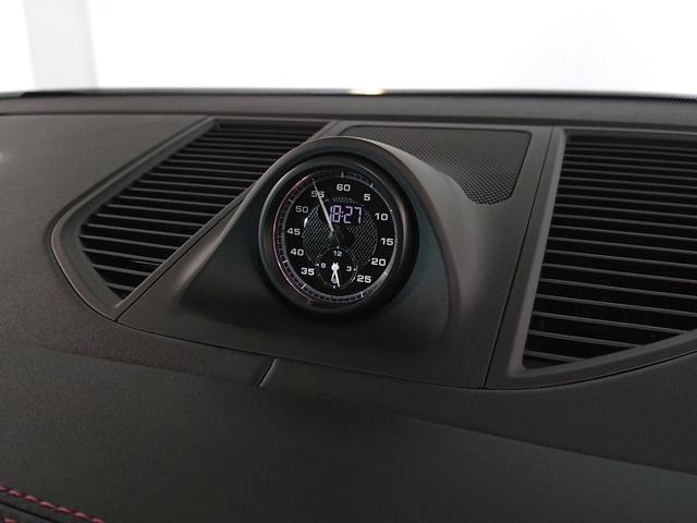 マカン マカン スポクロ/スポエグ/エアサス/赤革/20インチAW/14way電動シート/PDLS+付ティンテッドLED/ヘッドレストポルシェクレスト/レーンキーピング/ヒーター付ステアリング/カラークレストキャップ(22枚目)