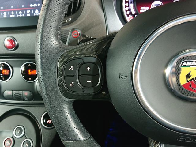 アバルト695 コンペティツィオーネ ドラレコ・バックカメラ付デジタルインナーミラー/Sabeltスポーツシート/ブレンボキャリパー/KONI製FSDショックアブソーバー/Beatsプレミアムサウンド/Record Monzaエキゾースト(13枚目)