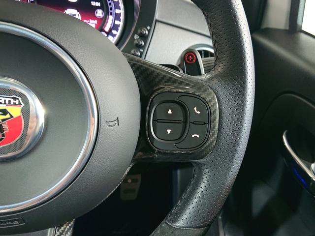 アバルト695 コンペティツィオーネ ドラレコ・バックカメラ付デジタルインナーミラー/Sabeltスポーツシート/ブレンボキャリパー/KONI製FSDショックアブソーバー/Beatsプレミアムサウンド/Record Monzaエキゾースト(14枚目)