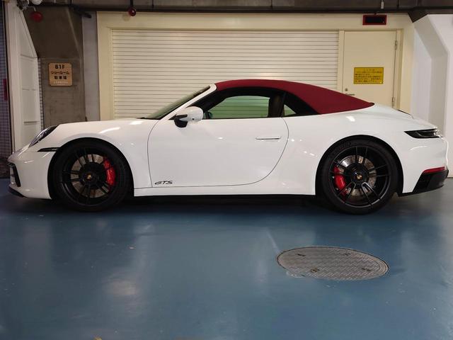 ９１１ ９１１カレラＧＴＳ　カブリオレ　ＯＰ３９７／レザーインテリアＥｘｃｌｕｓｉｖｅＭａｎｕｆａｋｔｕｒ／１８ｗａｙ／ＢＯＳＥ／ベンチレーション／ＰＤＬＳ＋マトリックスビーム付ＬＥＤ／ヒーター付ＧＴスポーツステア／ライトデザインＰＫＧ（7枚目）