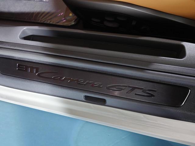 ９１１ ９１１カレラＧＴＳ　カブリオレ　ＯＰ３９７／レザーインテリアＥｘｃｌｕｓｉｖｅＭａｎｕｆａｋｔｕｒ／１８ｗａｙ／ＢＯＳＥ／ベンチレーション／ＰＤＬＳ＋マトリックスビーム付ＬＥＤ／ヒーター付ＧＴスポーツステア／ライトデザインＰＫＧ（16枚目）