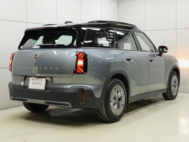 ＭＩＮＩ カントリーマンＥ　クラシック・トリム　認定中古車／ナビ／アップルカープレイ／アンドロイドオート／ＡＣＣ／ＥＴＣ／シートヒーター／ステアリングヒーター／全周囲カメラ／前後センサー／衝突軽減ブレーキ／歩行者警告／降車警告（30枚目）