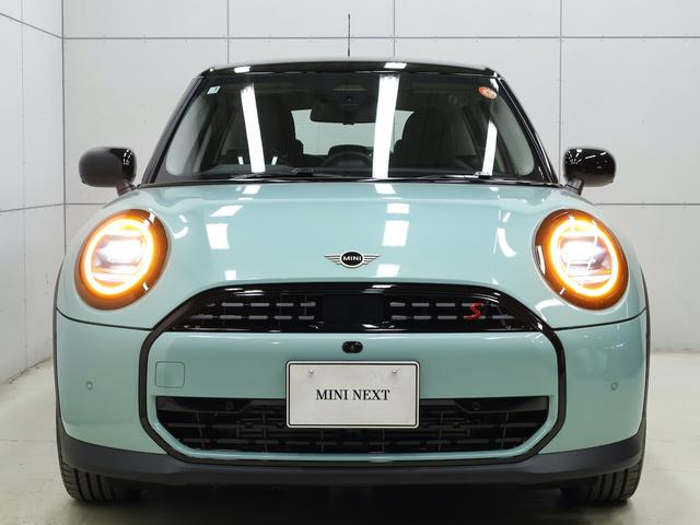 ＭＩＮＩ クーパーＳ　クラシック・トリム　認定中古車／ナビ／アップルカープレイ／アンドロイドオート／ＡＣＣ／ＥＴＣ／１７ＡＷ／シートヒーター／ステアリングヒーター／ＬＥＤヘッドライト／バックカメラ／前後センサー／衝突軽減ブレーキ（24枚目）