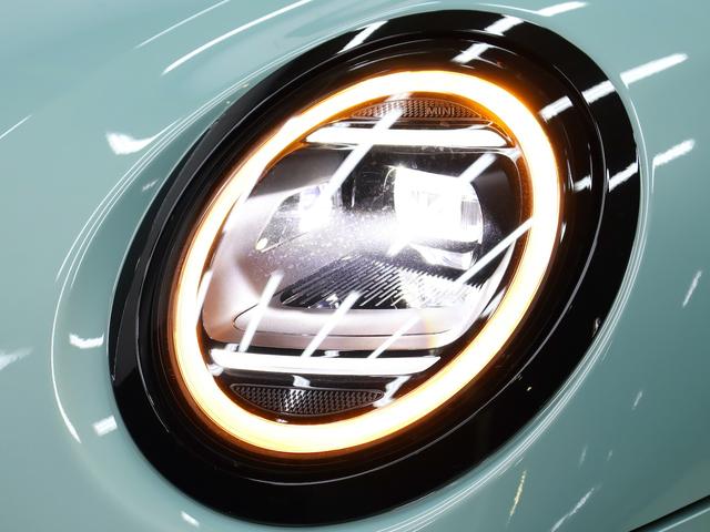 ＭＩＮＩ クーパーＳ　クラシック・トリム　認定中古車／ナビ／アップルカープレイ／アンドロイドオート／ＡＣＣ／ＥＴＣ／１７ＡＷ／シートヒーター／ステアリングヒーター／ＬＥＤヘッドライト／バックカメラ／前後センサー／衝突軽減ブレーキ（28枚目）