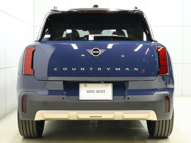ＭＩＮＩ カントリーマンＳオール４　フェイバリット・トリム　認定中古車／Ｍパッケージ／ナビ／アップルカープレイ／アンドロイドオート／電動シート／シートヒーター／ステアリングヒーター／ハーマンカードンスピーカー／ＡＣＣ／ＥＴＣ／１９ＡＷ／衝突軽減ブレーキ（10枚目）