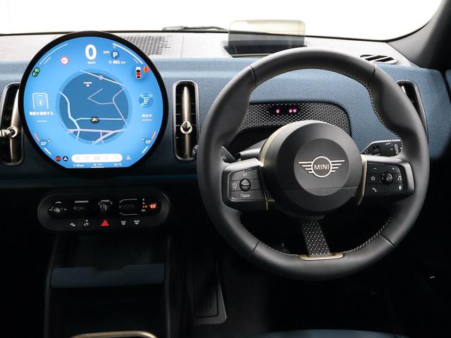 ＭＩＮＩ カントリーマンＳオール４　フェイバリット・トリム　認定中古車／Ｍパッケージ／ナビ／アップルカープレイ／アンドロイドオート／電動シート／シートヒーター／ステアリングヒーター／ハーマンカードンスピーカー／ＡＣＣ／ＥＴＣ／１９ＡＷ／衝突軽減ブレーキ（14枚目）