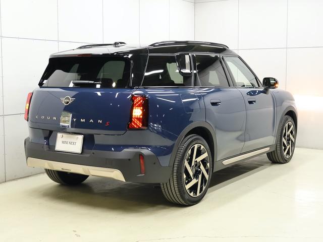 ＭＩＮＩ カントリーマンＳオール４　フェイバリット・トリム　認定中古車／Ｍパッケージ／ナビ／アップルカープレイ／アンドロイドオート／電動シート／シートヒーター／ステアリングヒーター／ハーマンカードンスピーカー／ＡＣＣ／ＥＴＣ／１９ＡＷ／衝突軽減ブレーキ（29枚目）