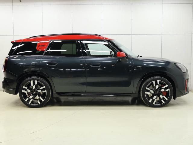MINI ジョンクーパーワークス カントリーマンオール4JCW 認定中古車/Lパッケージ/ナビ/アップルカープレイ/アンドロイドオート/20AW/ACC/ETC/電動シート/シートヒーター/ステアリングヒーター/パフォーマンスブレーキ/パドルシフト(8枚目)