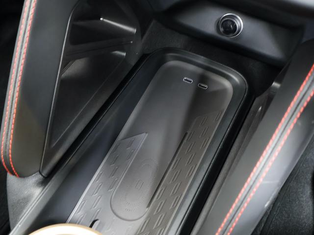 MINI JCW E ジョン・クーパー・ワークス・トリム 認定中古車/ナビ/アップルカープレイ/アンドロイドオート/ACC/ETC/電動シート/シートヒーター/ステアリングヒーター/ハーマンカードンスピーカー/18AW/全周囲カメラ/衝突軽減ブレーキ(21枚目)