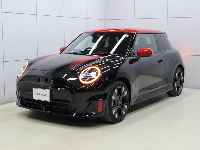 MINI JCW E ジョン・クーパー・ワークス・トリム 認定中古車/ナビ/アップルカープレイ/アンドロイドオート/ACC/ETC/電動シート/シートヒーター/ステアリングヒーター/ハーマンカードンスピーカー/18AW/全周囲カメラ/衝突軽減ブレーキ(26枚目)