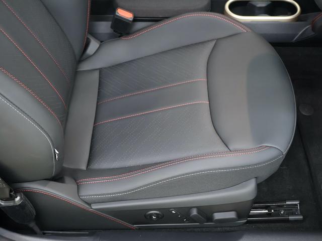 MINI JCW E ジョン・クーパー・ワークス・トリム 認定中古車/ナビ/アップルカープレイ/アンドロイドオート/ACC/ETC/電動シート/シートヒーター/ステアリングヒーター/ハーマンカードンスピーカー/18AW/全周囲カメラ/衝突軽減ブレーキ(43枚目)