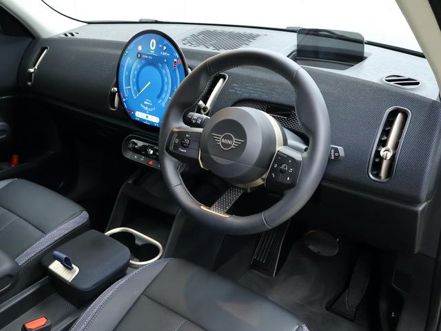 MINI カントリーマンC クラシック・トリム 認定中古車/クラシックトリム/ナビ/アップカープレイ/アンドロイドオート/シートヒーターステアリングヒーター/18AW/ACC/ETC/LEDヘッドライト/全周囲カメラ/衝突軽減ブレーキ(3枚目)