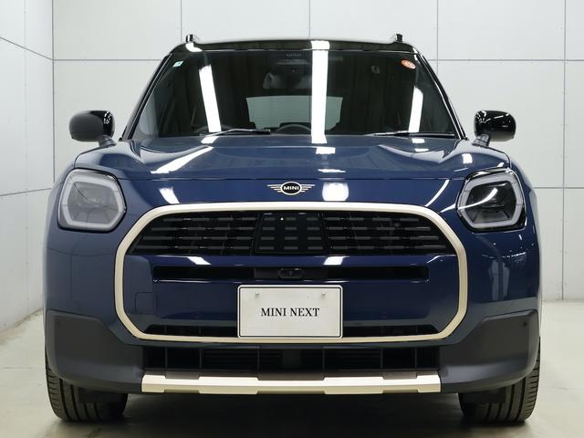 MINI カントリーマンC フェイバリット・トリム 認定中古車/Mパッケージ/ナビ/アップルカープレイ/電動シート/シートヒーター/ステアリングヒーター/ハーマンカードンスピーカー/全周囲カメラ/ACC/ETC/20AW/衝突軽減ブレーキ(5枚目)