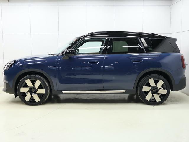 MINI カントリーマンC フェイバリット・トリム 認定中古車/Mパッケージ/ナビ/アップルカープレイ/電動シート/シートヒーター/ステアリングヒーター/ハーマンカードンスピーカー/全周囲カメラ/ACC/ETC/20AW/衝突軽減ブレーキ(7枚目)