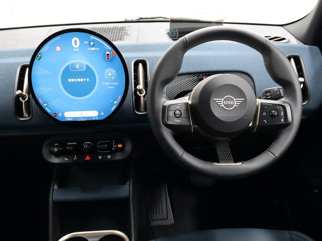 MINI カントリーマンC フェイバリット・トリム 認定中古車/Mパッケージ/ナビ/アップルカープレイ/電動シート/シートヒーター/ステアリングヒーター/ハーマンカードンスピーカー/全周囲カメラ/ACC/ETC/20AW/衝突軽減ブレーキ(14枚目)