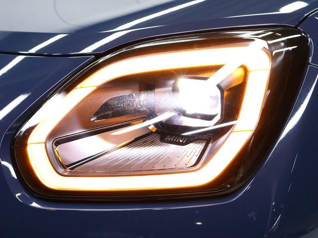 MINI カントリーマンC フェイバリット・トリム 認定中古車/Mパッケージ/ナビ/アップルカープレイ/電動シート/シートヒーター/ステアリングヒーター/ハーマンカードンスピーカー/全周囲カメラ/ACC/ETC/20AW/衝突軽減ブレーキ(28枚目)