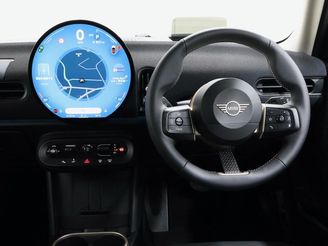 ＭＩＮＩ クーパーＣ　クラシック・トリム　認定中古車／クラシックトリム／ナビ／アップルカープレイ／アンドロイドオート／１７ＡＷ／ＡＣＣ／ＥＴＣ／シートヒーター／ステアリングヒーター／ＬＥＤヘッドライト／Ｂカメラ／前後センサー衝突軽減ブレーキ（14枚目）
