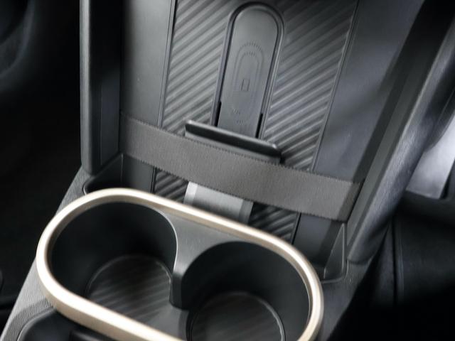 ＭＩＮＩ クーパーＣ　クラシック・トリム　認定中古車／クラシックトリム／ナビ／アップルカープレイ／アンドロイドオート／１７ＡＷ／ＡＣＣ／ＥＴＣ／シートヒーター／ステアリングヒーター／ＬＥＤヘッドライト／Ｂカメラ／前後センサー衝突軽減ブレーキ（21枚目）