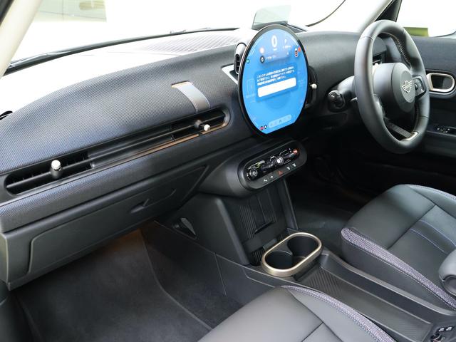 ＭＩＮＩ クーパーＣ　クラシック・トリム　認定中古車／クラシックトリム／ナビ／アップルカープレイ／アンドロイドオート／１７ＡＷ／ＡＣＣ／ＥＴＣ／シートヒーター／ステアリングヒーター／ＬＥＤヘッドライト／Ｂカメラ／前後センサー衝突軽減ブレーキ（37枚目）