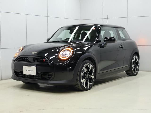 MINI クーパーS クラシック・トリム 認定中古車/ナビ/アップルカープレイ/アンドロイドオート/ACC/ETC/18AW/全周囲カメラ/前後センサー/LEDヘッドライト/シートヒーター/ステアリングヒーター/衝突軽減ブレーキ(25枚目)