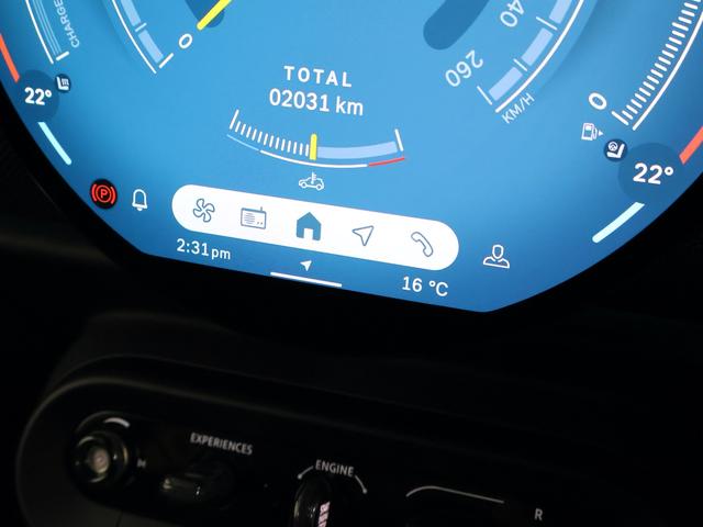 MINI クーパーS クラシック・トリム 認定中古車/ナビ/アップルカープレイ/アンドロイドオート/ACC/ETC/18AW/全周囲カメラ/前後センサー/LEDヘッドライト/シートヒーター/ステアリングヒーター/衝突軽減ブレーキ(53枚目)