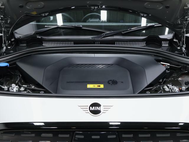 MINI カントリーマンE クラシック・トリム 認定中古車/Mパッケージ/ナビ/アップルカープレイ/アンドロイドオート/電動シート/シートヒーター/ステアリングヒーター/ハーマンカードンスピーカー/ACC/ETC/18AW(23枚目)