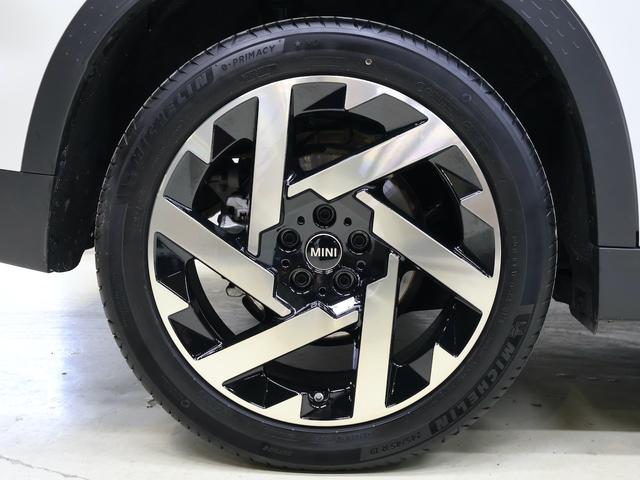 MINI カントリーマンSオール4 フェイバリット・トリム 認定中古車/Mパッケージ/サンルーフ/ナビ/アップルカープレイ/アンドロイドオート/ACC/ETC/19AW/電動シート/シートヒーター/ステアリングヒーター/ハーマンカードンスピーカー(4枚目)