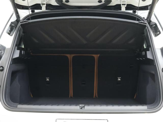 MINI カントリーマンSオール4 フェイバリット・トリム 認定中古車/Mパッケージ/サンルーフ/ナビ/アップルカープレイ/アンドロイドオート/ACC/ETC/19AW/電動シート/シートヒーター/ステアリングヒーター/ハーマンカードンスピーカー(11枚目)