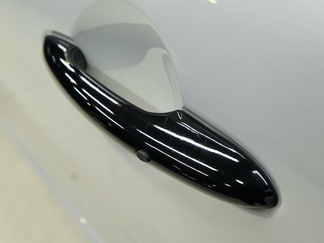 ＭＩＮＩ ジョンクーパーワークス　認定中古車／ナビ／ハーマンカードンスピーカー／ピアノブラックエクステリア／ヘッドアップディスプレイ／ＡＣＣ／ＥＴＣ／１７ＡＷ／リアセンサー／ＬＥＤヘッドライト／パドルシフト／衝突軽減ブレーキ（37枚目）