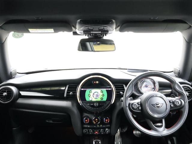 ＭＩＮＩ ジョンクーパーワークス　認定中古車／ナビ／ハーマンカードンスピーカー／ピアノブラックエクステリア／ヘッドアップディスプレイ／ＡＣＣ／ＥＴＣ／１７ＡＷ／リアセンサー／ＬＥＤヘッドライト／パドルシフト／衝突軽減ブレーキ（38枚目）
