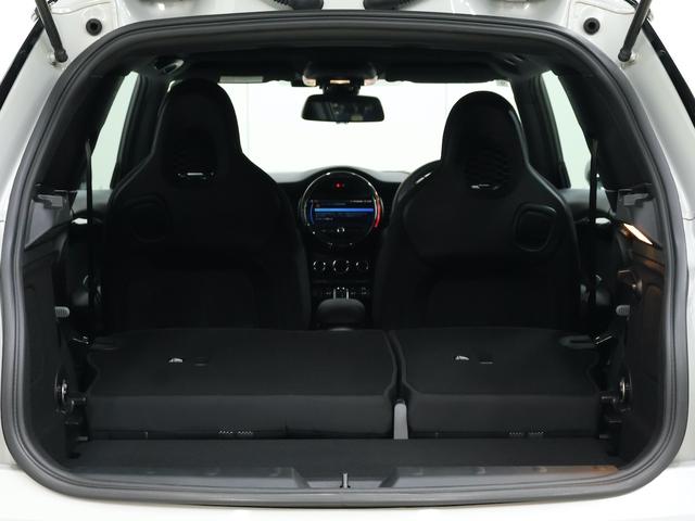 ＭＩＮＩ ジョンクーパーワークス　認定中古車／ナビ／ハーマンカードンスピーカー／ピアノブラックエクステリア／ヘッドアップディスプレイ／ＡＣＣ／ＥＴＣ／１７ＡＷ／リアセンサー／ＬＥＤヘッドライト／パドルシフト／衝突軽減ブレーキ（57枚目）