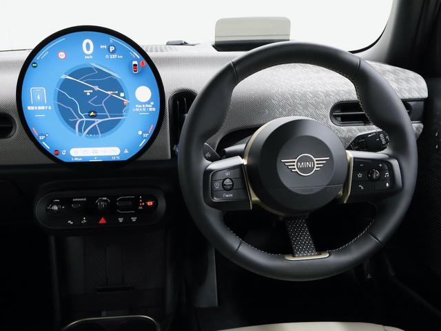 ＭＩＮＩ クーパーＣ　フェイバリット・トリム　認定中古車／ナビ／アップルカープレイ／アンドロイドオート／１８ＡＷ／ＡＣＣ／ＥＴＣ／ＬＥＤヘッドライト／バックカメラ／前後センサー／シートヒーター／ステアリングヒーター／衝突軽減ブレーキ（14枚目）
