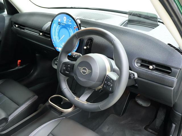 ＭＩＮＩ クーパーＣ　クラシック・トリム　認定中古車／ナビ／アップルカープレイ／アンドロイドオート／ＡＣＣ／ＥＴＣ／シートヒーター／ステアリングヒーター／ＬＥＤヘッドライト／バックカメラ／前後センサー／衝突軽減ブレーキ（3枚目）
