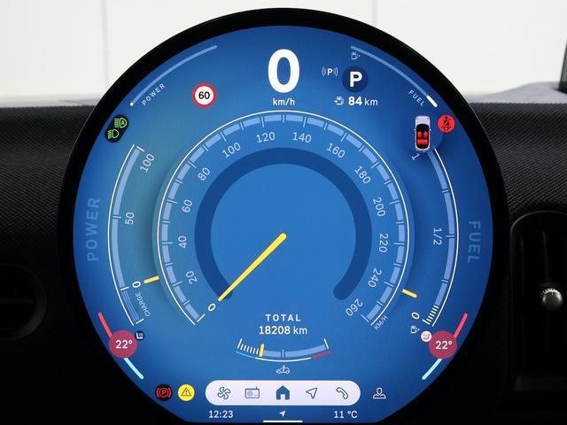 ＭＩＮＩ クーパーＣ　クラシック・トリム　認定中古車／ナビ／アップルカープレイ／アンドロイドオート／ＡＣＣ／ＥＴＣ／シートヒーター／ステアリングヒーター／ＬＥＤヘッドライト／バックカメラ／前後センサー／衝突軽減ブレーキ（18枚目）