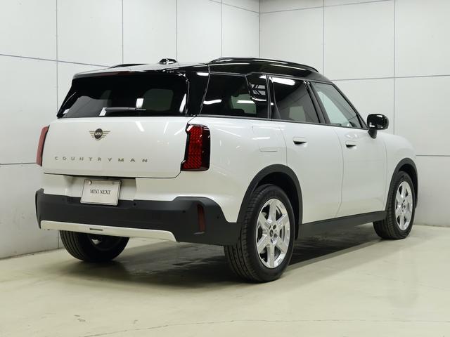 ＭＩＮＩ カントリーマンＤ　クラシック・トリム　認定中古車／Ｍパッケージ／アップルカープレイ／アンドロイドオート／ハーマンカードンスピーカー／電動シート／シートヒーター／ステアリングヒーター／ＡＣＣ／ＥＴＣ／１８ＡＷ（2枚目）