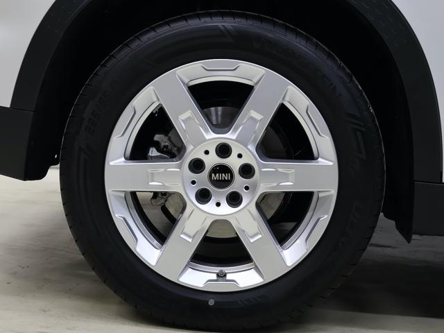 ＭＩＮＩ カントリーマンＤ　クラシック・トリム　認定中古車／Ｍパッケージ／アップルカープレイ／アンドロイドオート／ハーマンカードンスピーカー／電動シート／シートヒーター／ステアリングヒーター／ＡＣＣ／ＥＴＣ／１８ＡＷ（4枚目）