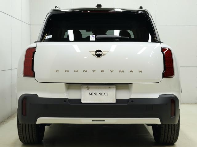ＭＩＮＩ カントリーマンＤ　クラシック・トリム　認定中古車／Ｍパッケージ／アップルカープレイ／アンドロイドオート／ハーマンカードンスピーカー／電動シート／シートヒーター／ステアリングヒーター／ＡＣＣ／ＥＴＣ／１８ＡＷ（10枚目）