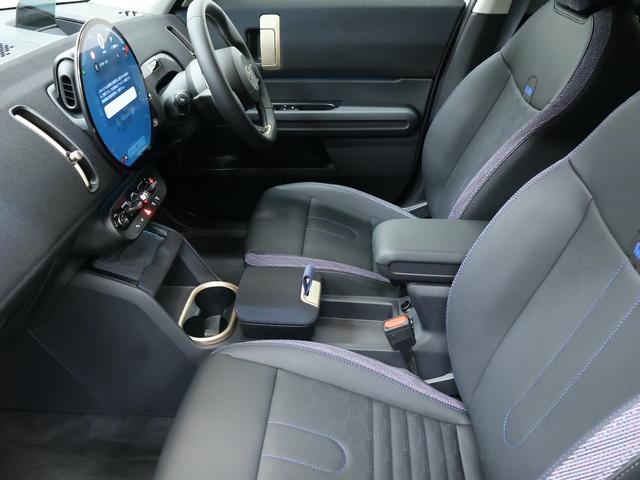 ＭＩＮＩ カントリーマンＤ　クラシック・トリム　認定中古車／Ｍパッケージ／アップルカープレイ／アンドロイドオート／ハーマンカードンスピーカー／電動シート／シートヒーター／ステアリングヒーター／ＡＣＣ／ＥＴＣ／１８ＡＷ（12枚目）