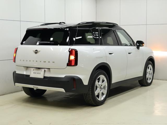 ＭＩＮＩ カントリーマンＤ　クラシック・トリム　認定中古車／Ｍパッケージ／アップルカープレイ／アンドロイドオート／ハーマンカードンスピーカー／電動シート／シートヒーター／ステアリングヒーター／ＡＣＣ／ＥＴＣ／１８ＡＷ（29枚目）