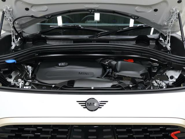 �Q���b�^�[����S�C���^�[�{�G���W���̓~�j���f����u�G�L�T�C�g�����g�v��\�����p�t�H�[�}���X�𔭊����A�N�����^�]�ɖ����ɂȂ�܂��B