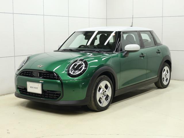 ＭＩＮＩ クーパーＣ　クラシック・トリム　認定中古車／クラシックトリム／ナビ／アップルカープレイ／アンドロイドオート／ＡＣＣ／ＥＴＣ／シートヒーター／ステアリングヒーター／ＬＥＤヘッドライト／バックカメラ／前後センサー／衝突軽減ブレーキ（6枚目）