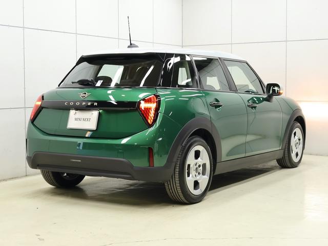 ＭＩＮＩ クーパーＣ　クラシック・トリム　認定中古車／クラシックトリム／ナビ／アップルカープレイ／アンドロイドオート／ＡＣＣ／ＥＴＣ／シートヒーター／ステアリングヒーター／ＬＥＤヘッドライト／バックカメラ／前後センサー／衝突軽減ブレーキ（30枚目）