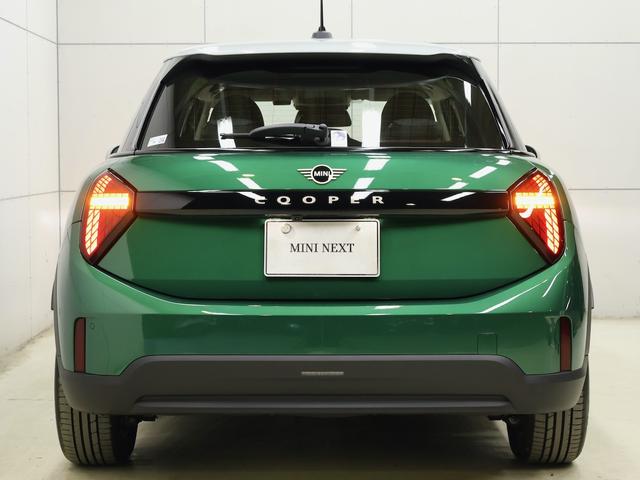 ＭＩＮＩ クーパーＣ　クラシック・トリム　認定中古車／クラシックトリム／ナビ／アップルカープレイ／アンドロイドオート／ＡＣＣ／ＥＴＣ／シートヒーター／ステアリングヒーター／ＬＥＤヘッドライト／バックカメラ／前後センサー／衝突軽減ブレーキ（31枚目）