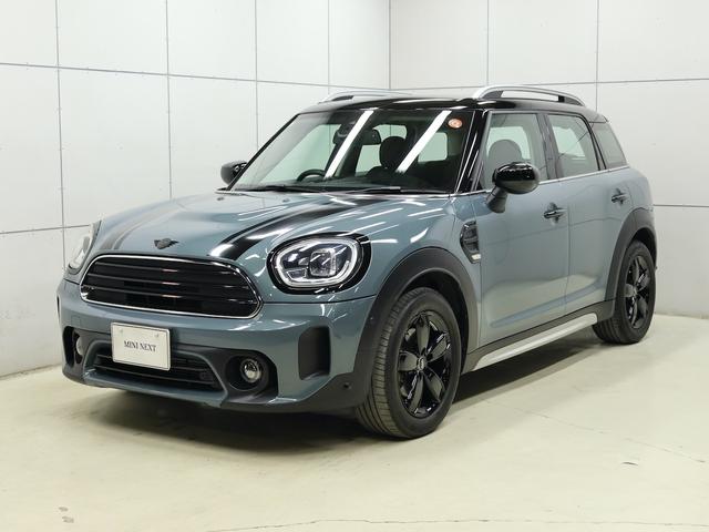 ＭＩＮＩ クーパーＤ　クロスオーバー　クラシック・トリム　認定中古車／ナビ／ＡＣＣ／ＥＴＣ／ＬＥＤヘッドライト／バックカメラ／前後センサー／電動テールゲート／シートヒーター／ドライビングモード／アンビエントライト／衝突軽減ブレーキ（6枚目）