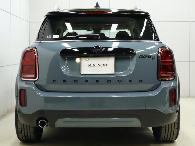 ＭＩＮＩ クーパーＤ　クロスオーバー　クラシック・トリム　認定中古車／ナビ／ＡＣＣ／ＥＴＣ／ＬＥＤヘッドライト／バックカメラ／前後センサー／電動テールゲート／シートヒーター／ドライビングモード／アンビエントライト／衝突軽減ブレーキ（10枚目）