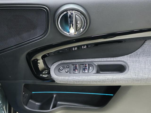 ＭＩＮＩ クーパーＤ　クロスオーバー　クラシック・トリム　認定中古車／ナビ／ＡＣＣ／ＥＴＣ／ＬＥＤヘッドライト／バックカメラ／前後センサー／電動テールゲート／シートヒーター／ドライビングモード／アンビエントライト／衝突軽減ブレーキ（39枚目）